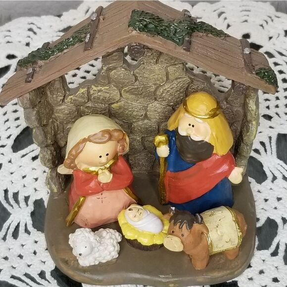 CHRISTMAS Miniature Nativity Set Joseph Mary Baby Jesus Lamb Donkey Stab… - Picture 8 of 9